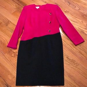 Wool dress fully lined